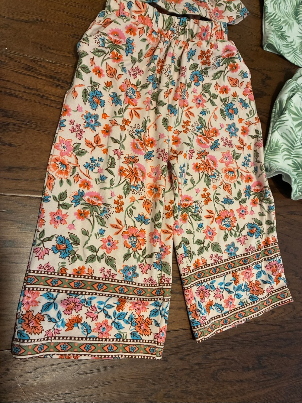 BTween Baby 18-24M Girl's Summer Sets Lot of 2 Tops & Bottoms Very Gently Loved - Picture 2 of 9